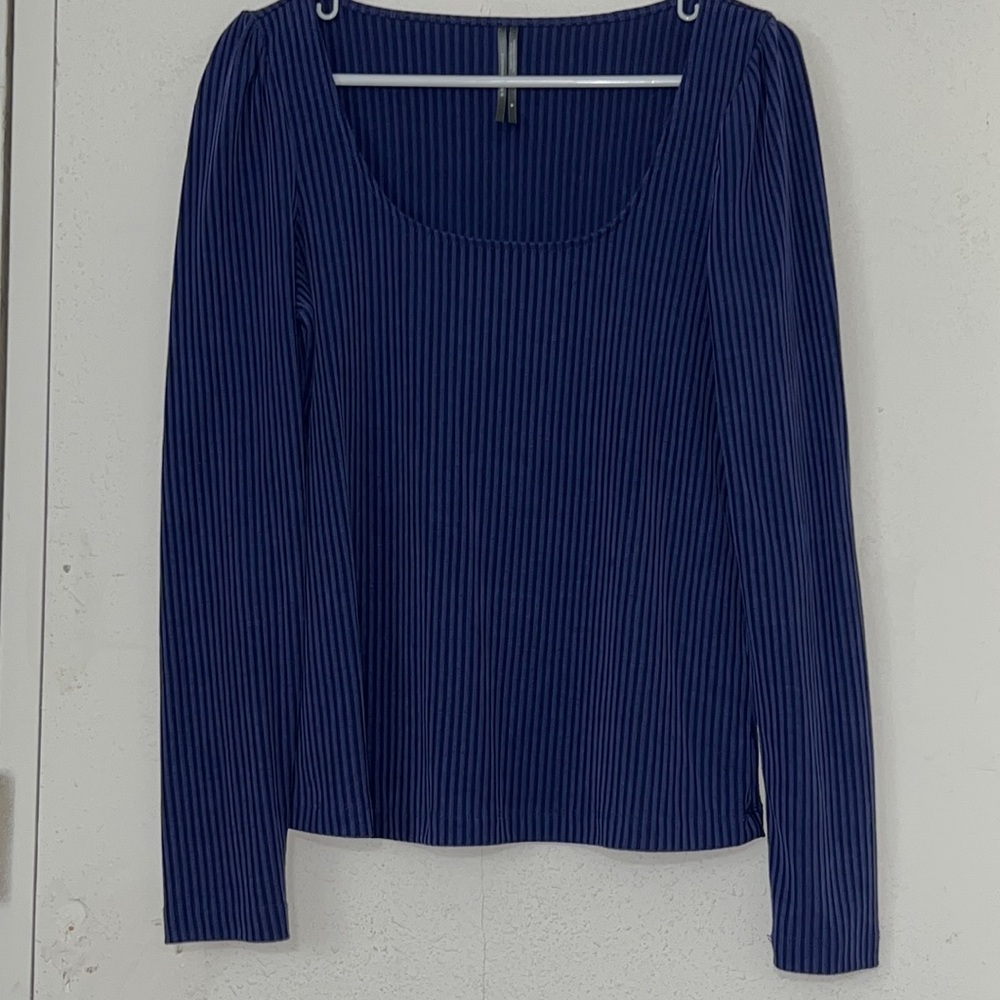 Anthropologie Women's Blue Long Sleeve Scoop Neck Blouse Size M